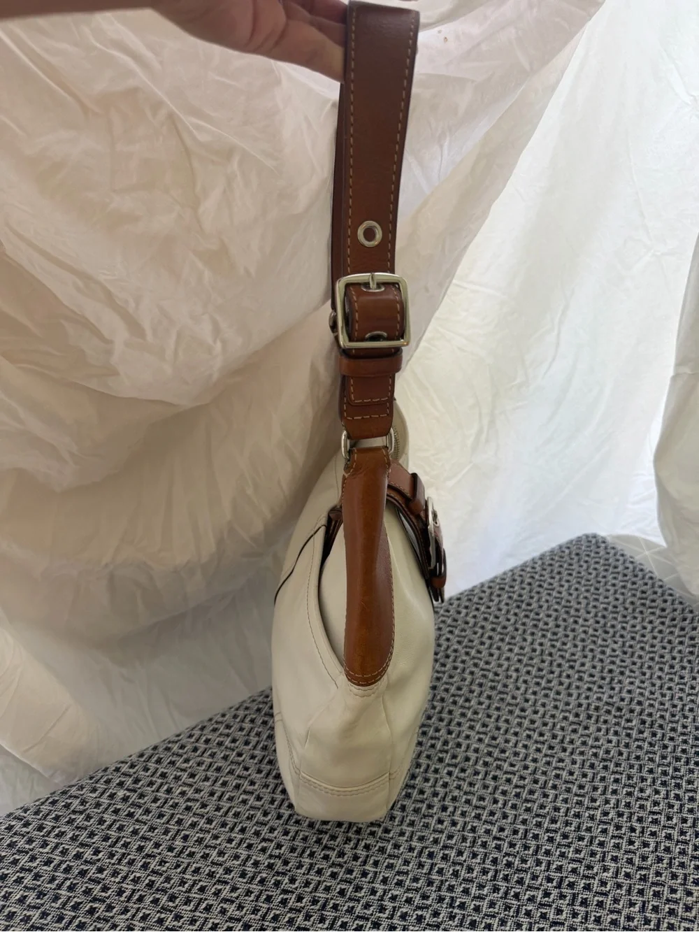 Vintage Coach Hamilton Soho Hobo Bag White Leather Silver Buckle F11197 Y2K